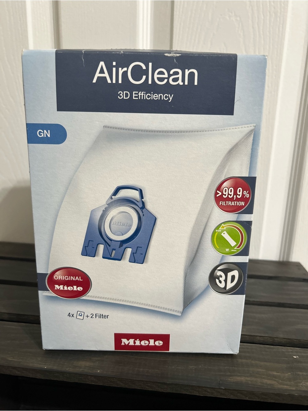 Miele AirClean 3D Efficiency Vacuum Bags NIB 4 Bags & 2 Filters